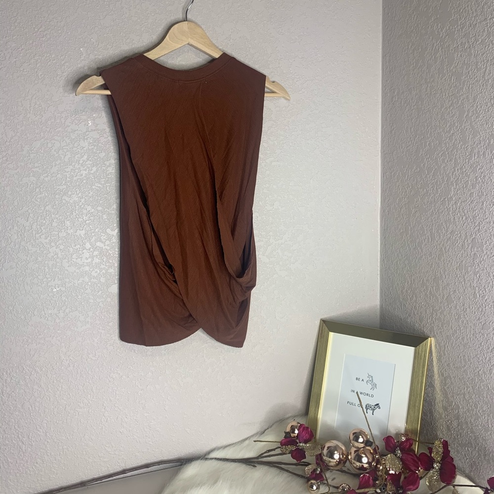 Joah Brown Crossover Exhale Tank Oxblood ONE SIZE - Picture 5 of 5